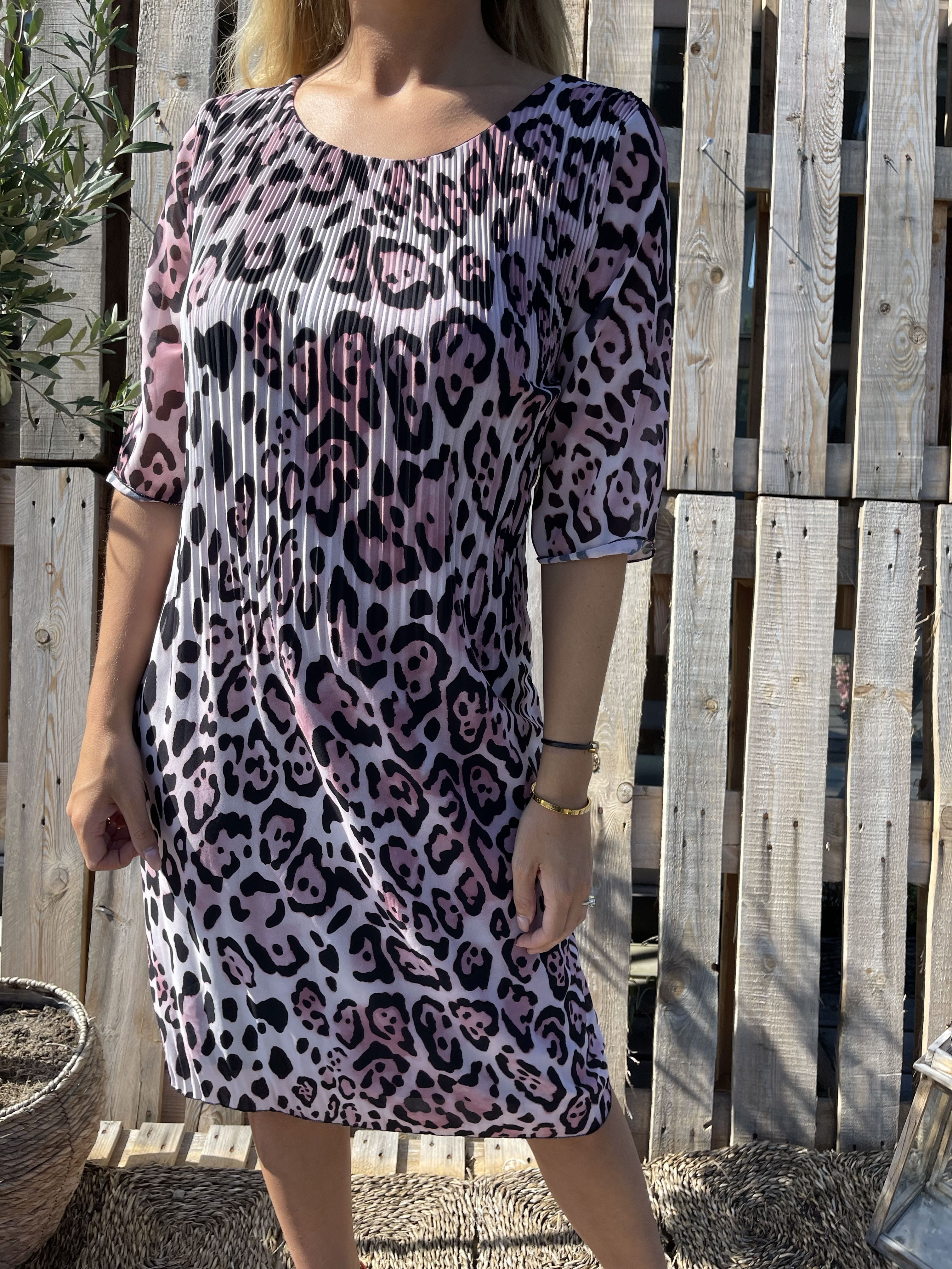 Zion Leo - Plisseret kjole med leopardprint